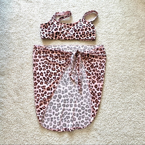 SHEIN Pink Leopard Print Bikini Sarong Set—SZ. Sm - Picture 9 of 13